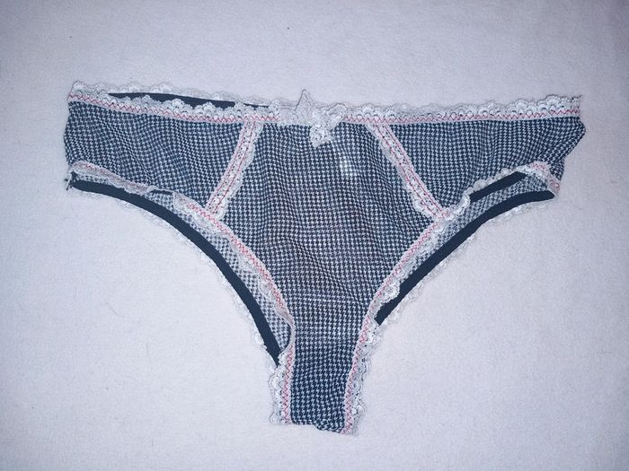 Tanga femme taille 42/44