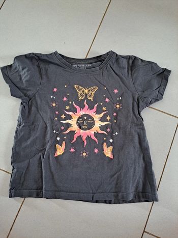 T-shirt 7/8 ans