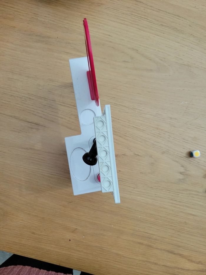 Jouet coiffeuse avec robinet et miroire fonctionne - photo numéro 6