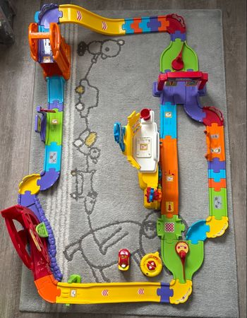 Super circuit radiocommandé tut tut bolides