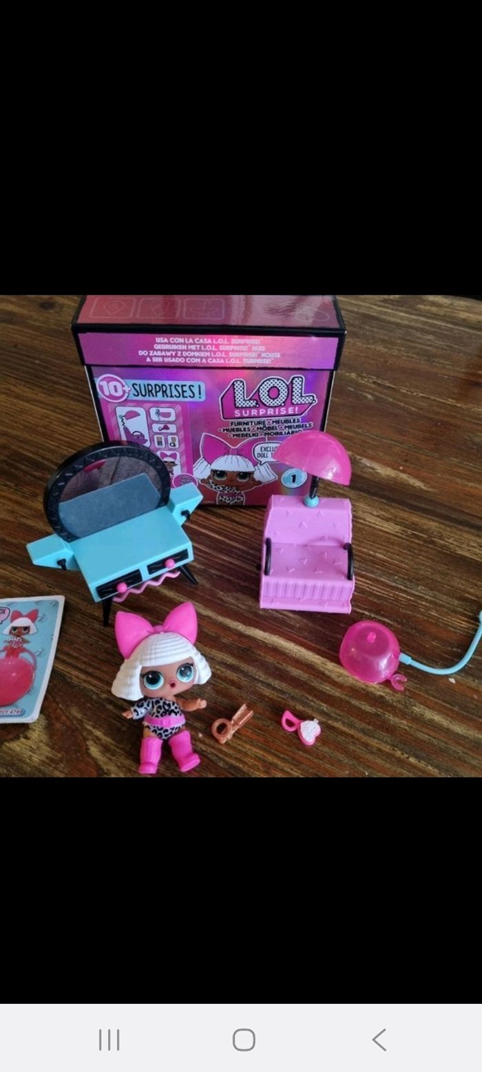 beau lot LOL SURPRISE - photo numéro 2