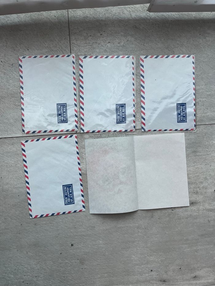 Lot 4 papier postal avec enveloppe par avion père noël - photo numéro 2