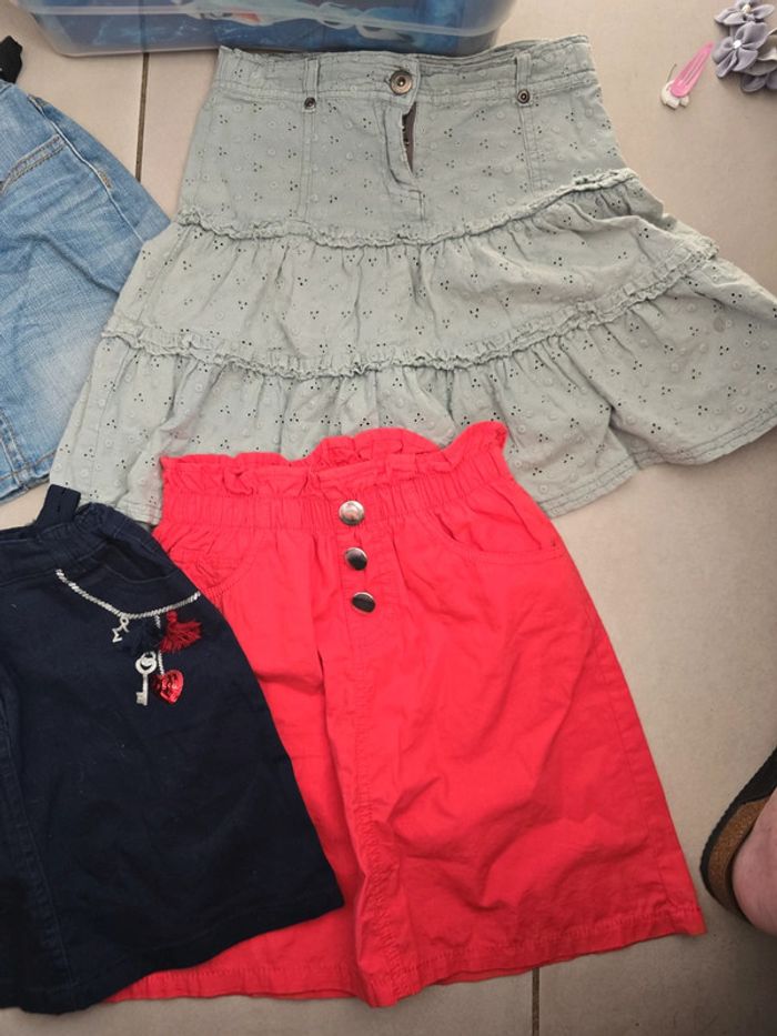 Lots de 4 jupes - photo numéro 3