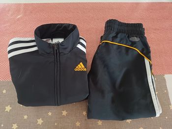 Jogging Adidas  4 ans
