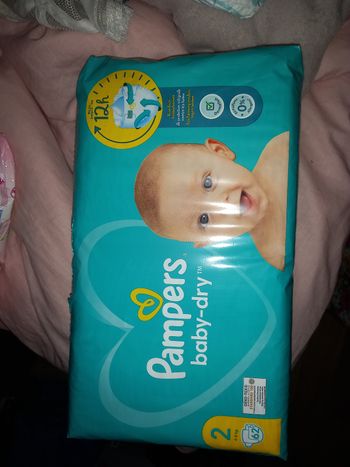 Couche pampers Taille 2