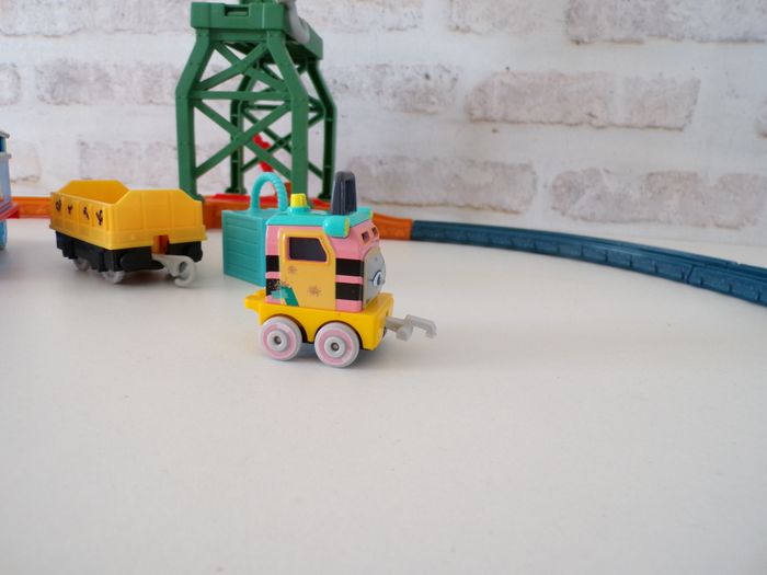 Circuit de train - Thomas et ses amis (J19) - photo numéro 9