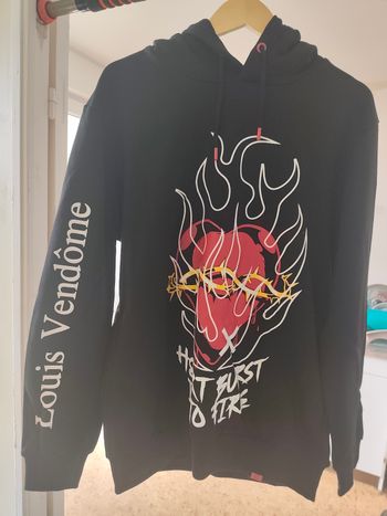 Sweat à capuche Louis Vendôme Paris – motif cœur & flammes – XL/Promo