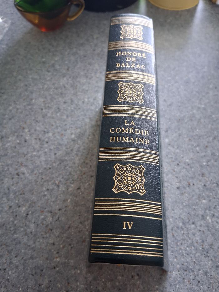 La comédie humaine " tome 4" honoré de balzac - photo numéro 2