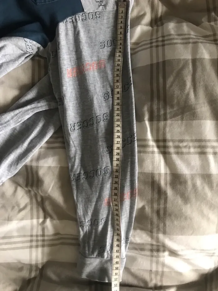 Haut de pyjama zeeman 10ans 134 140cm - photo numéro 6
