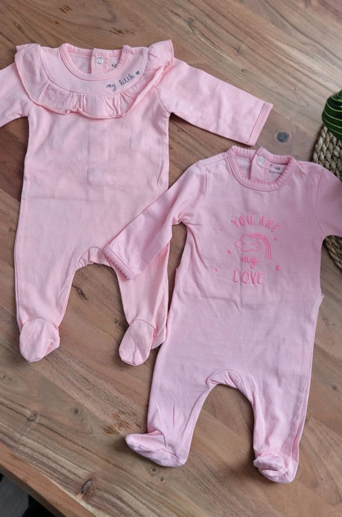 Lot de 2 pyjama Kiabi 1 mois - photo numéro 4