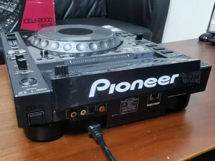 Platine multi-lecteur DJ Pioneer CDJ-2000 Nexus - photo numéro 3