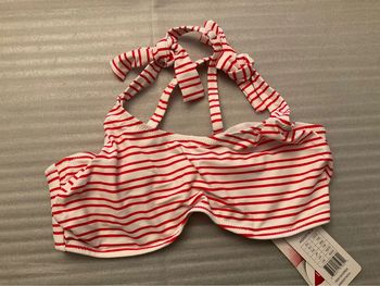 Haut maillot blanc et rouge Freya neuf