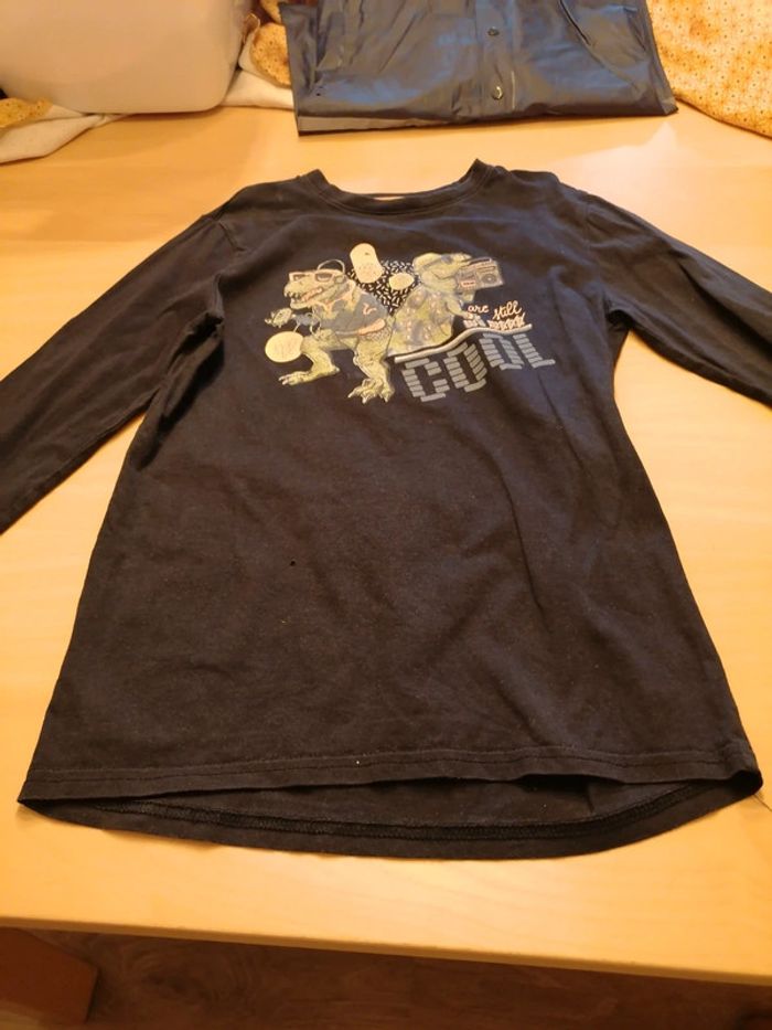 Tee shirt dinosaure - photo numéro 2