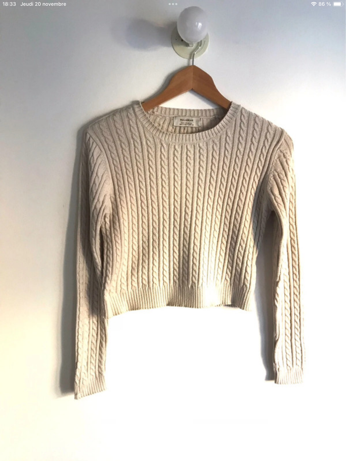Pull beige court Pull&Bear taille 36/38 effet tricot torsadé