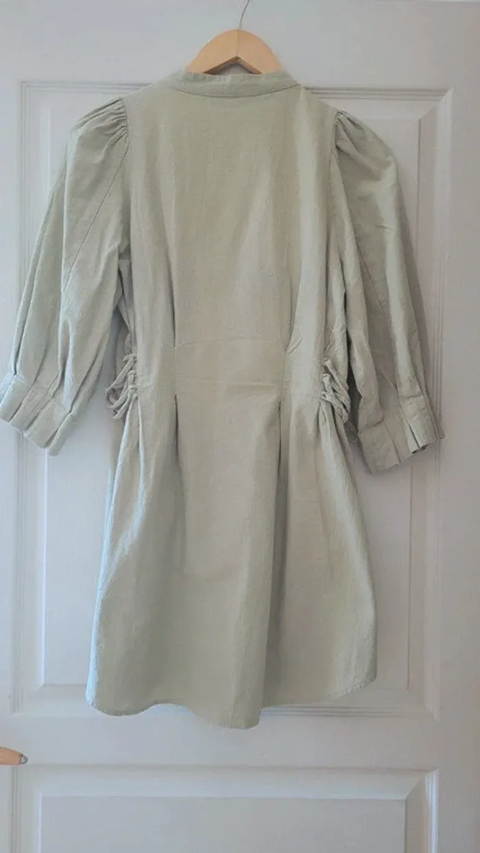 Robe Zara vert Sauge - photo numéro 3