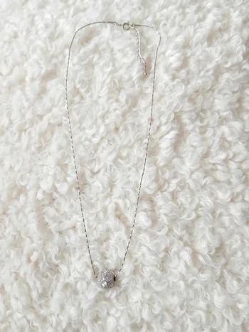 Collier chaine et pendentif boule strass neuf