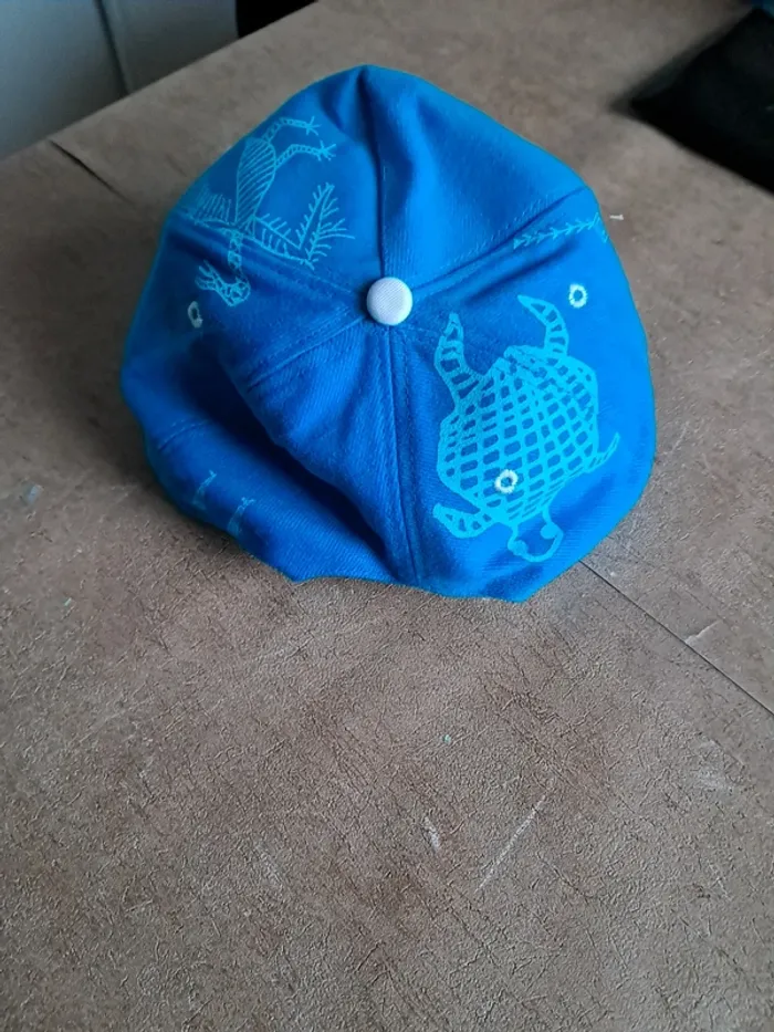 Casquette neuve 60 ans air Calédonie Nouvelle Calédonie - photo numéro 3