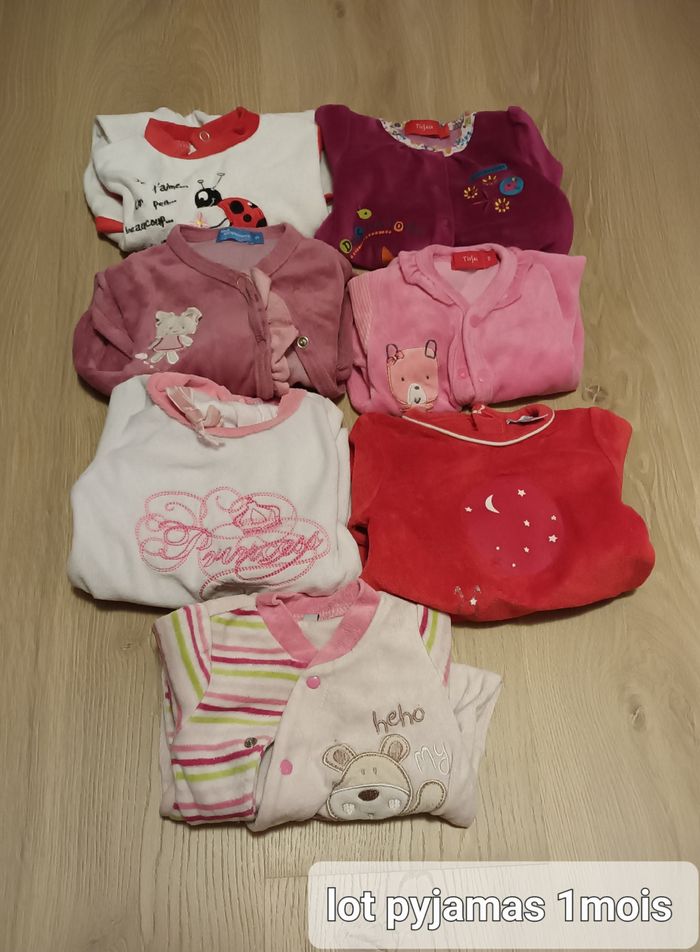Lot Vêtements 1 mois fille - photo numéro 7