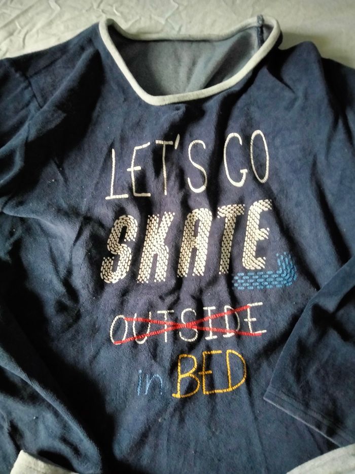 Pyjama 16 ans - photo numéro 2