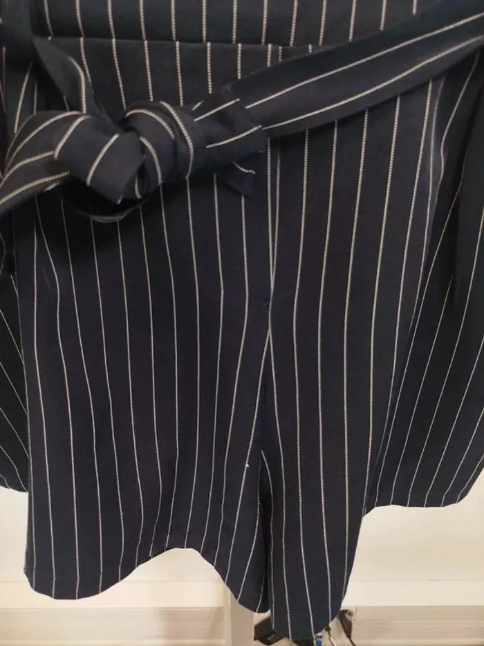 Short bleu marine - léger printemps/été taille L A563 - photo numéro 4