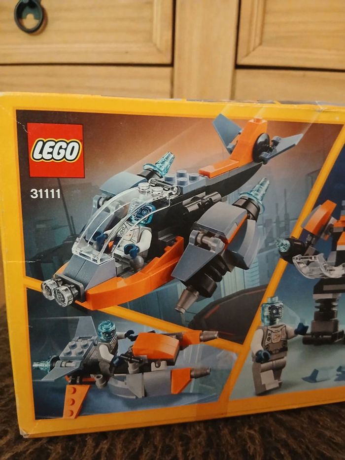 Lego creator 3en1 31111 drone robot scooter - photo numéro 4