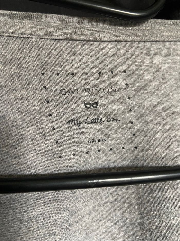 T shirt gris - photo numéro 2