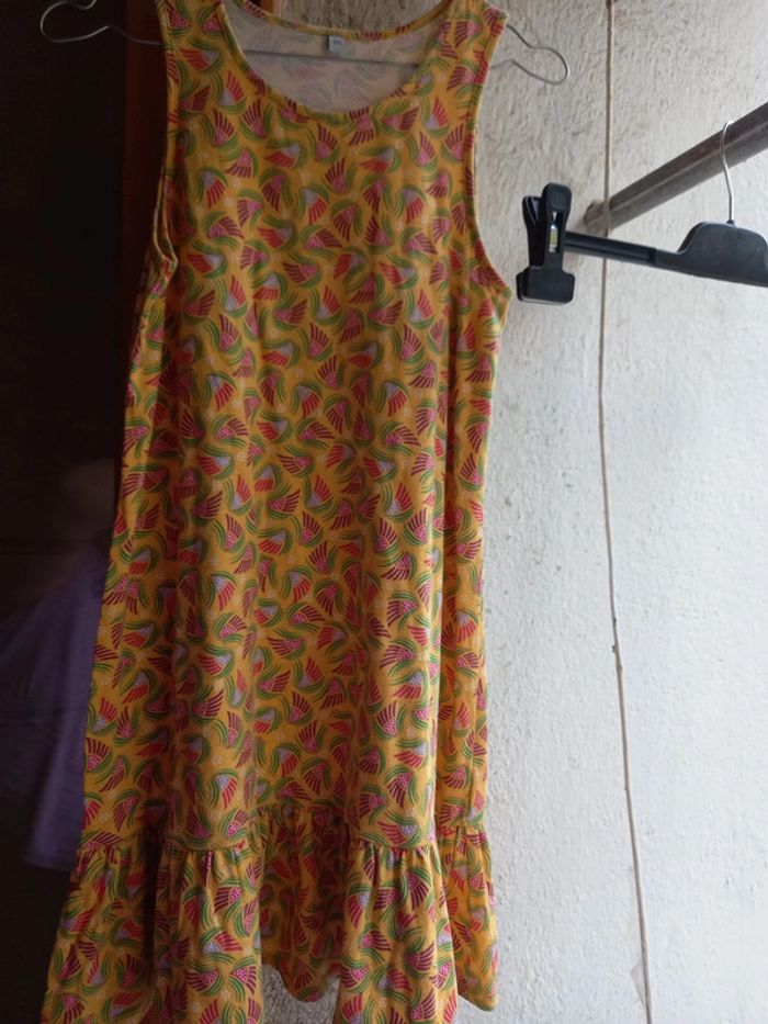 Robe taille 12 ans sans marque