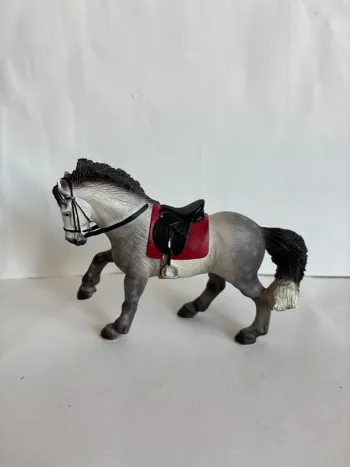 Cheval bullyland