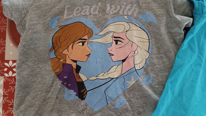 Lot de deux tee shirt manches courtes taille 86/92 cm
I - photo numéro 2