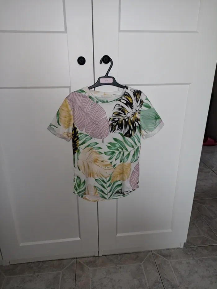 T shirt feuillage