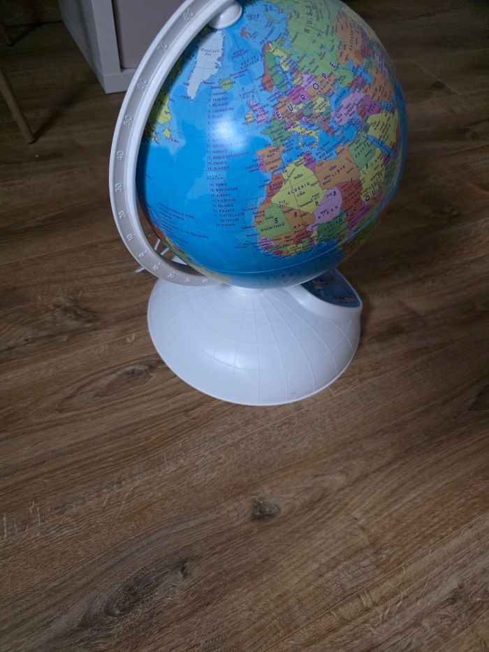 Globe interactif clémentoni - photo numéro 2