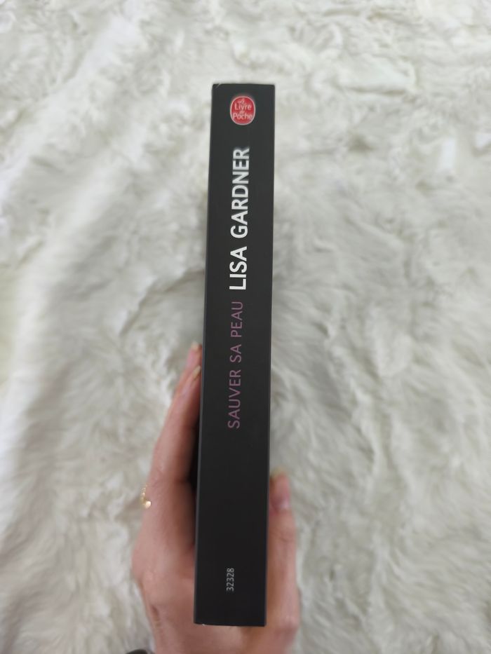 Sauver sa peau Lisa Gardner - photo numéro 2