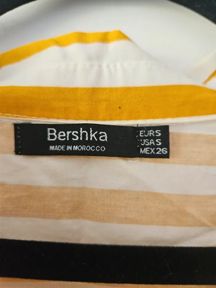 Chemise oversize rayée blanche et jaune Bershka taille 36 / S - photo numéro 3