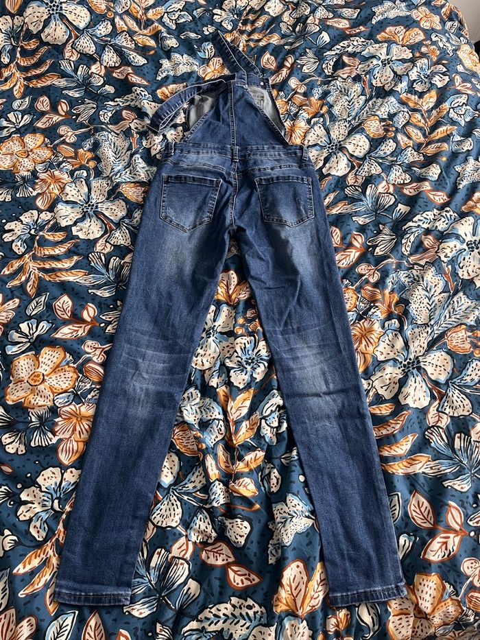 Salopette femme en jeans - photo numéro 4