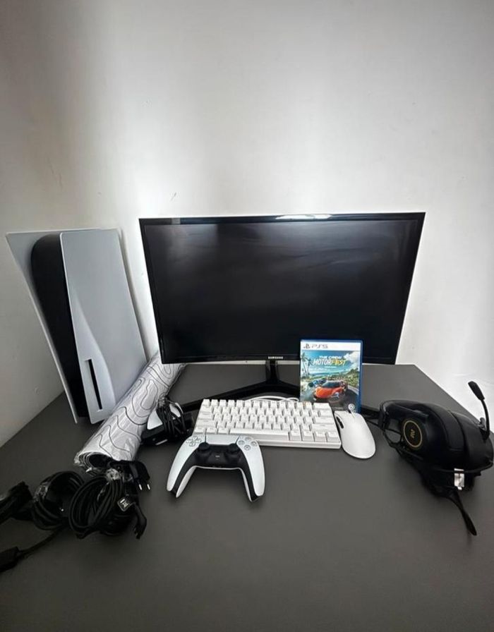 SETUP PS5 COMPLET ( ps5,  écran, accessoires)