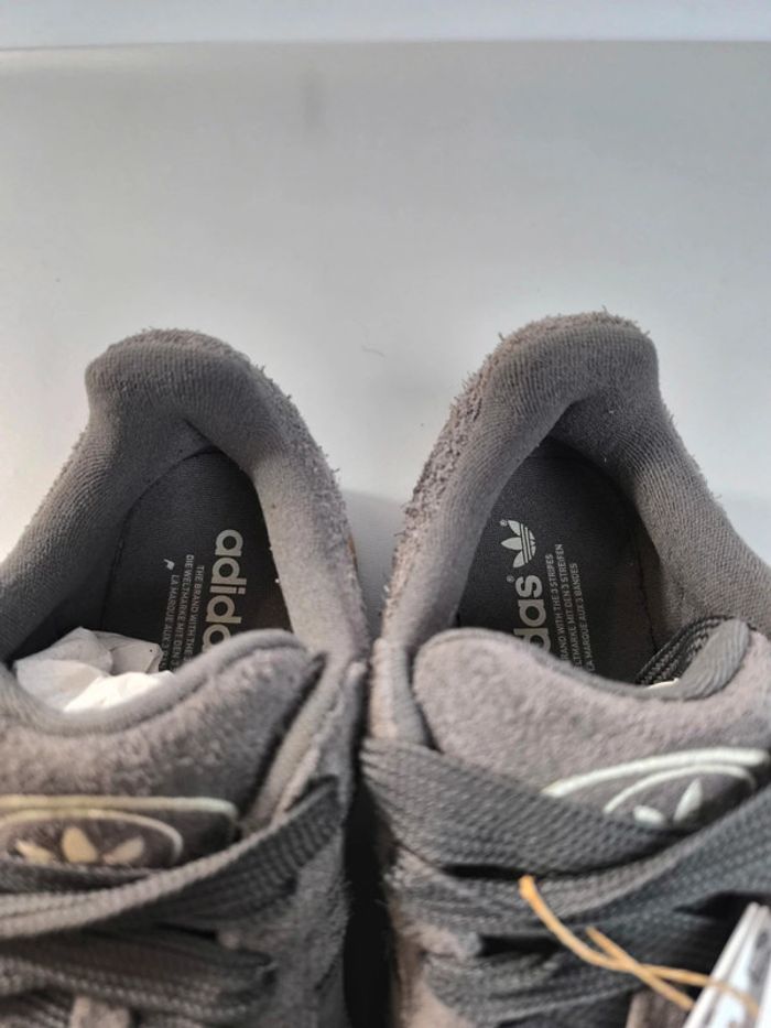Baskets adidas campus grise pointure 40 neuves avec boîte - photo numéro 6
