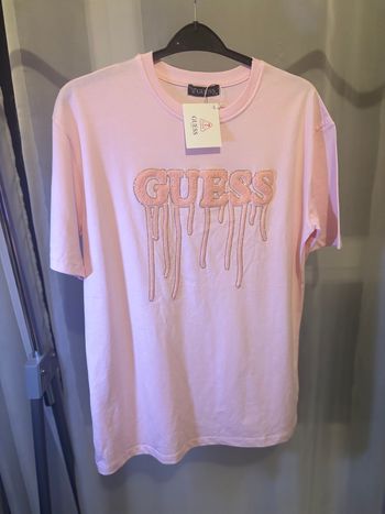 Haut Guess femme rose oversize 