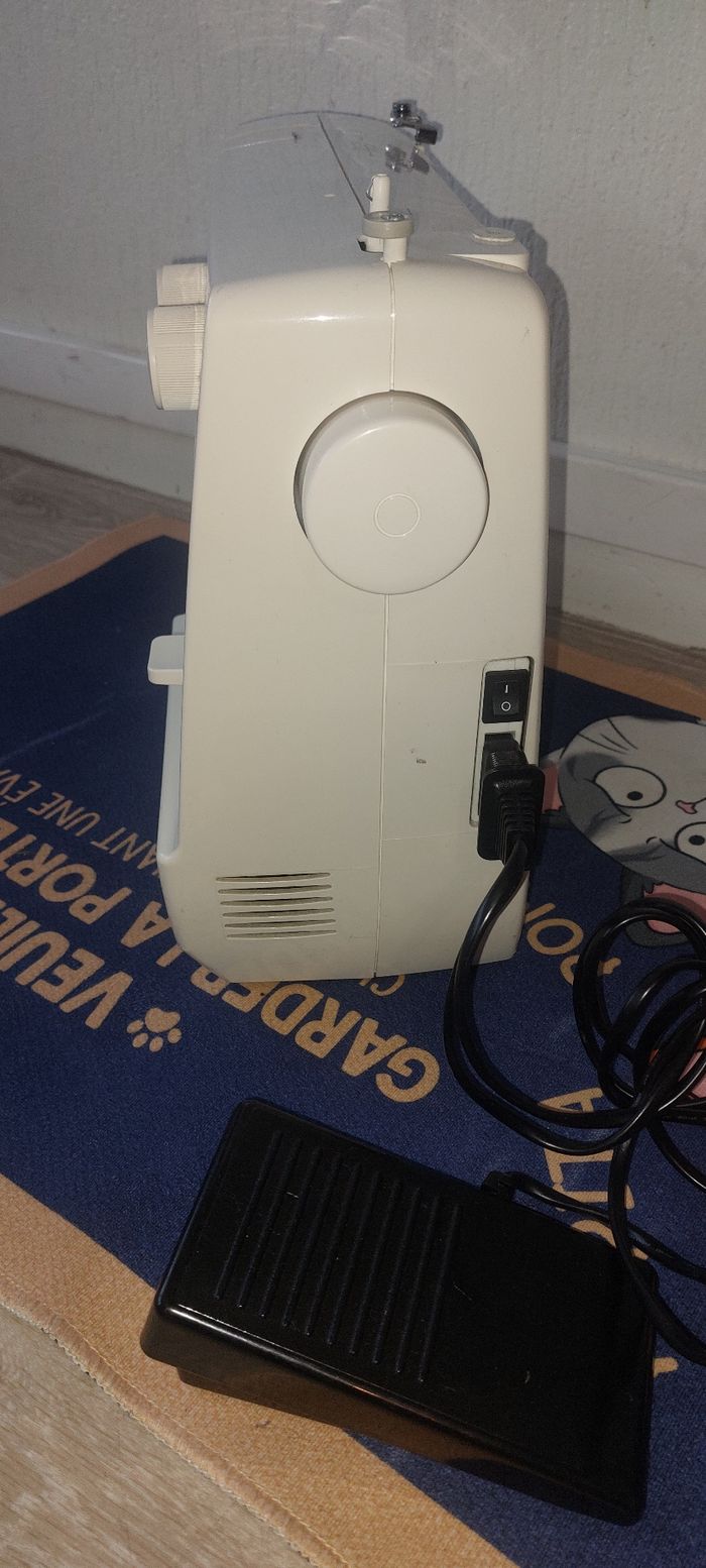 Machine à coudre brother - photo numéro 4