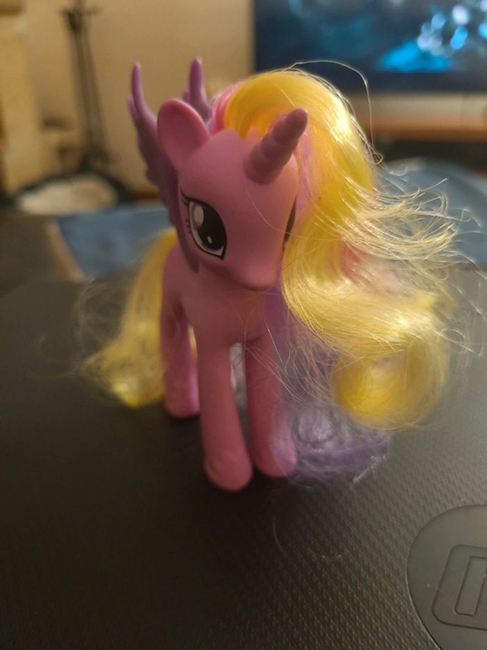 petit poney licorne ailé - photo numéro 3