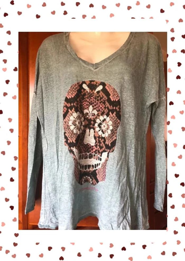 T-shirt col v skull manches longues Chantal B