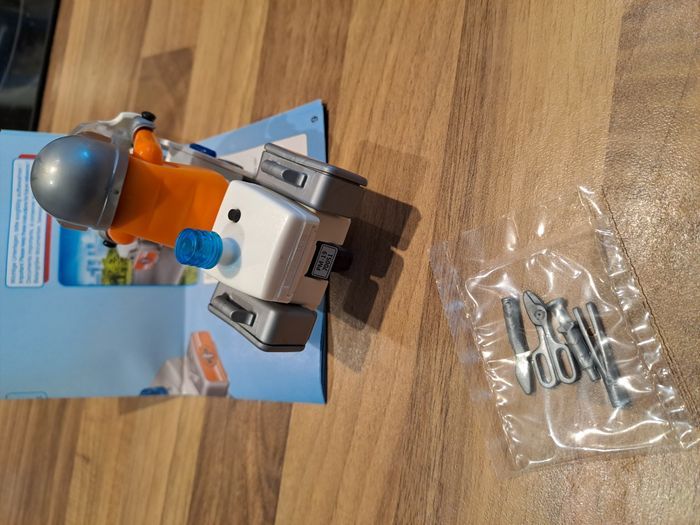 Playmobil 70051 Urgentiste et Moto Complet - photo numéro 4