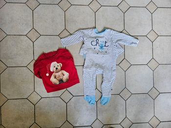 Lot de vêtements 24 mois