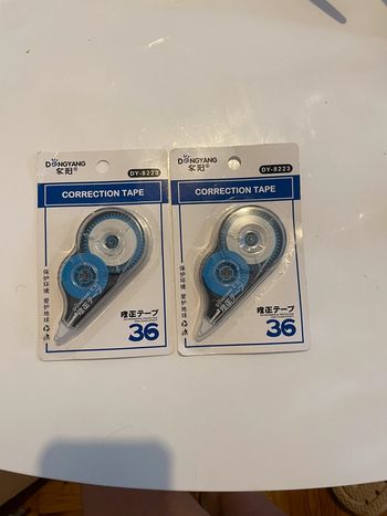 Lot de 2 rubans correcteur. Coloris au choix