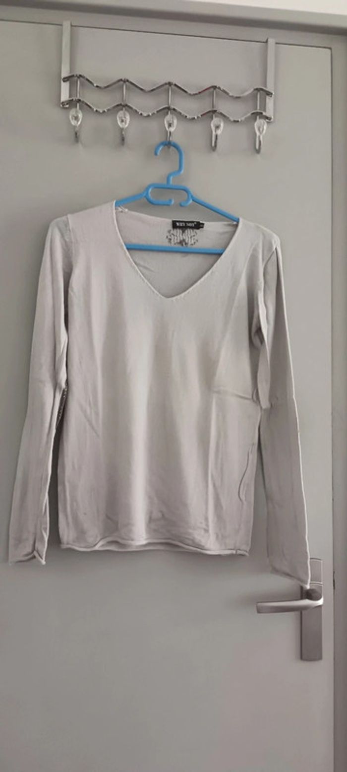 Pull gris col V