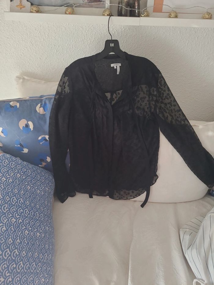 Chemise en plumetis noir manoukian