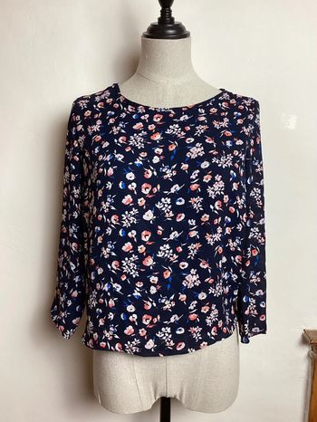 Blouse marine fleurie Bershka 36