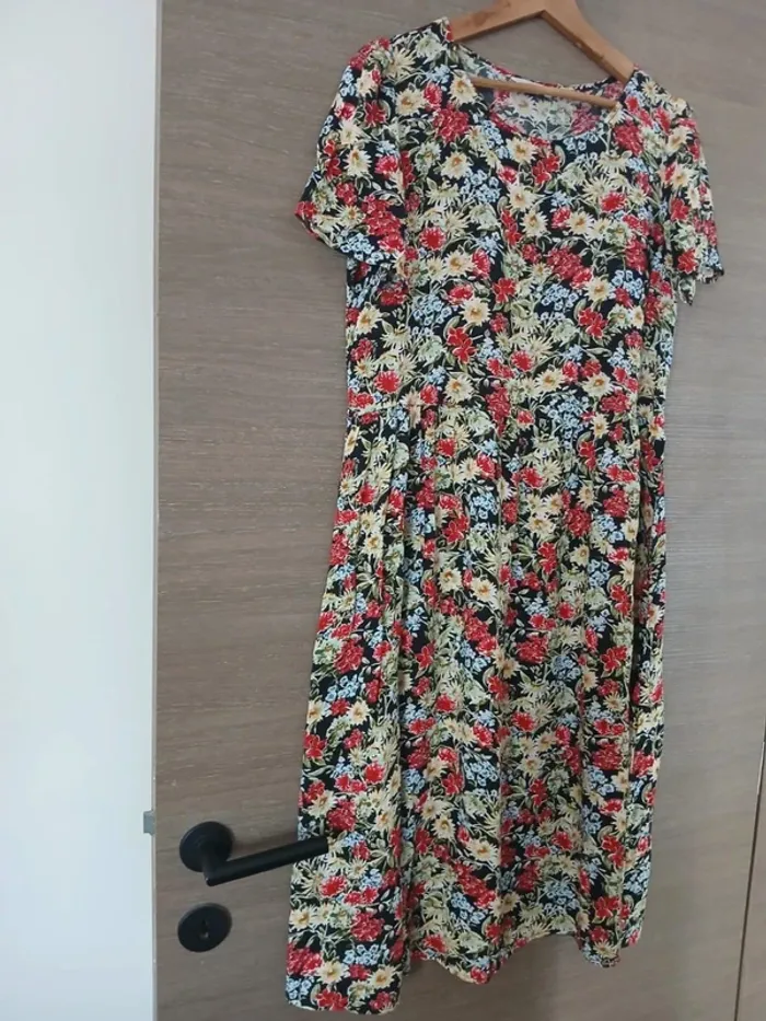 Robe Pigalle - photo numéro 2