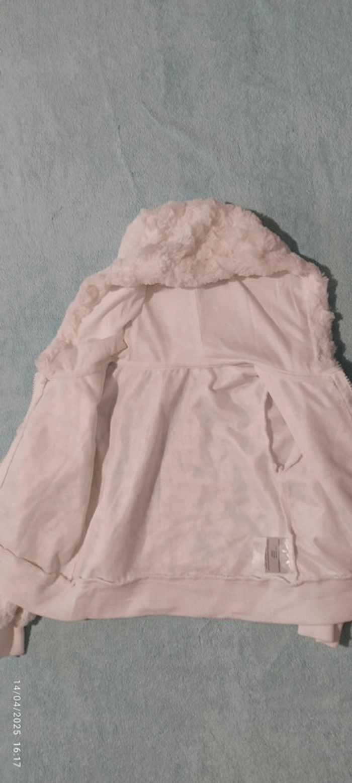 Veste poilue - photo numéro 4