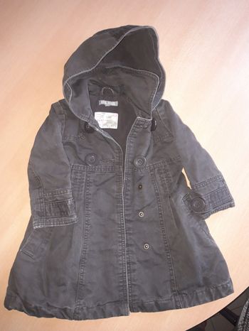 Trench vinyl fraise 2 ans