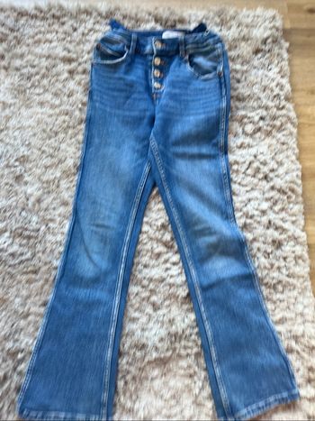 Jeans bleu patte d’éléphant